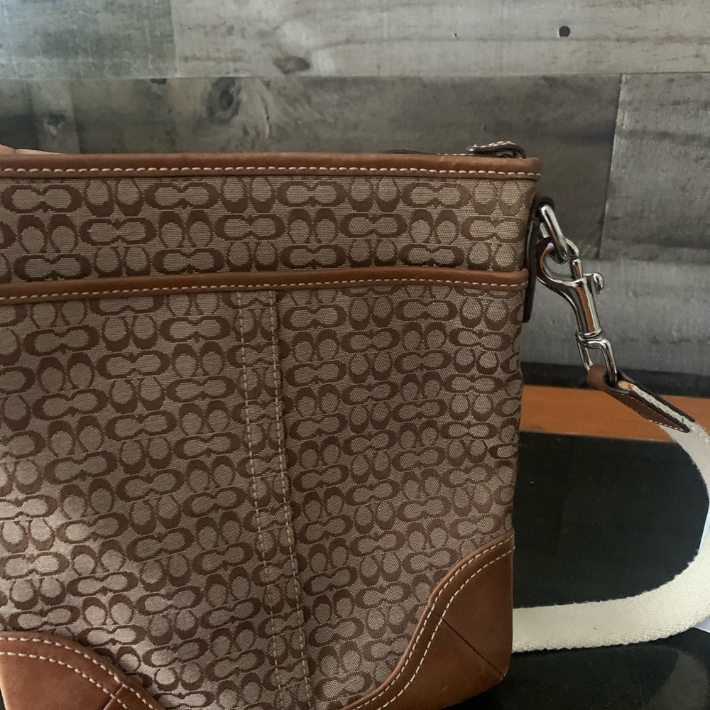 Coach Crossbody Purse AUTHENTIC